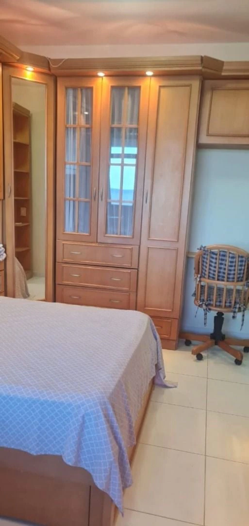 Furnished apartment, 140 m², with a water view — photo 4