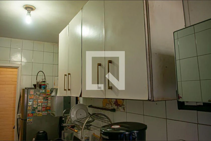 Apartamento amueblado de 2 dormitorios y cocina aparte — photo 18