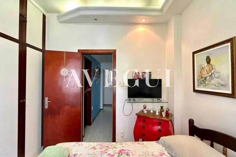 Residential apartment with 2 bedrooms and a closed kitchen — photo 16