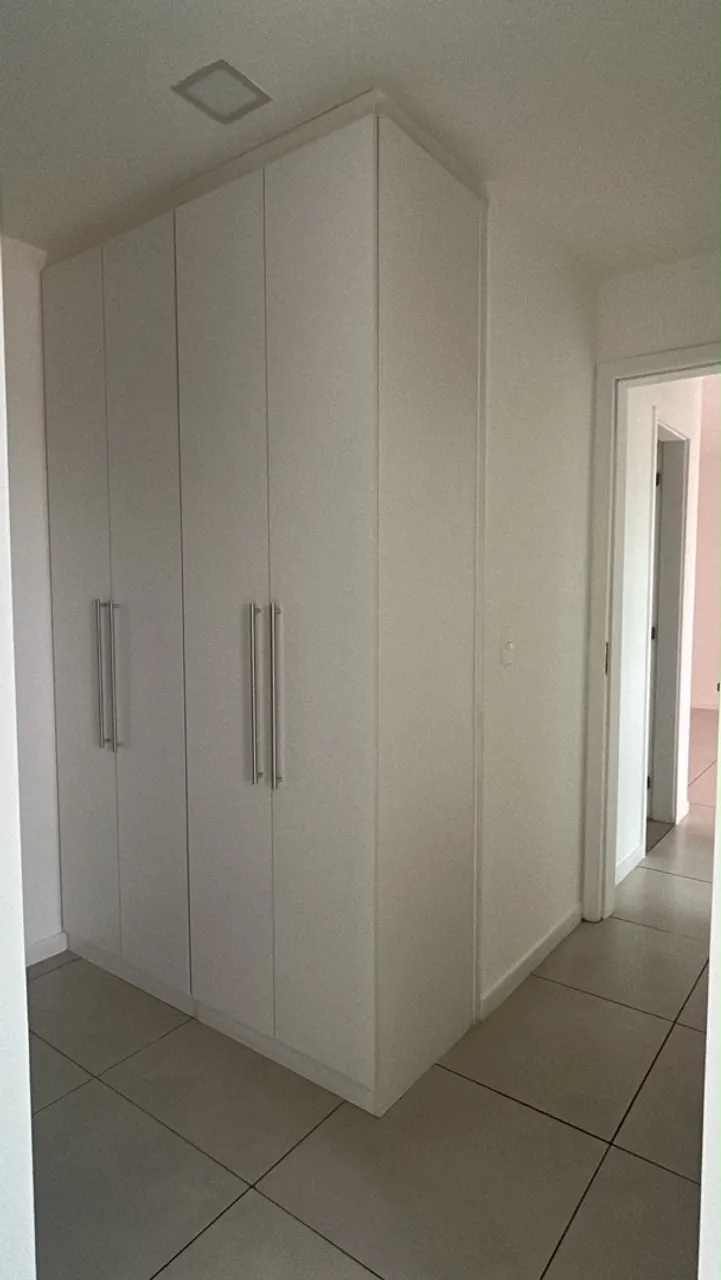 Apartamento de 2 quartos em condomínio com piscina — photo 9
