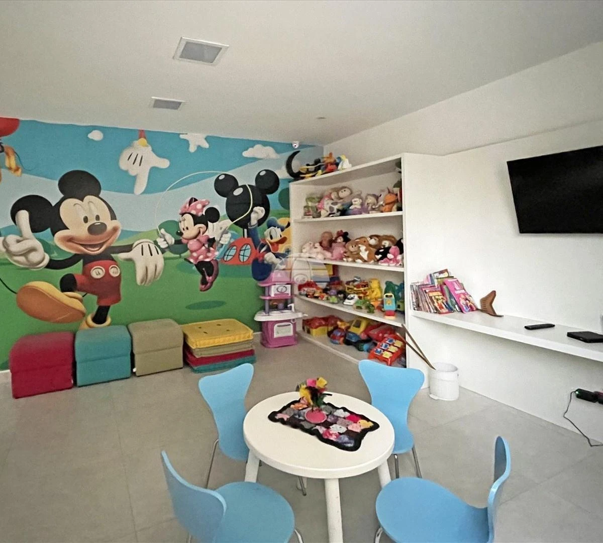 Furnished 2-bedroom apartment on the 4th floor — photo 24