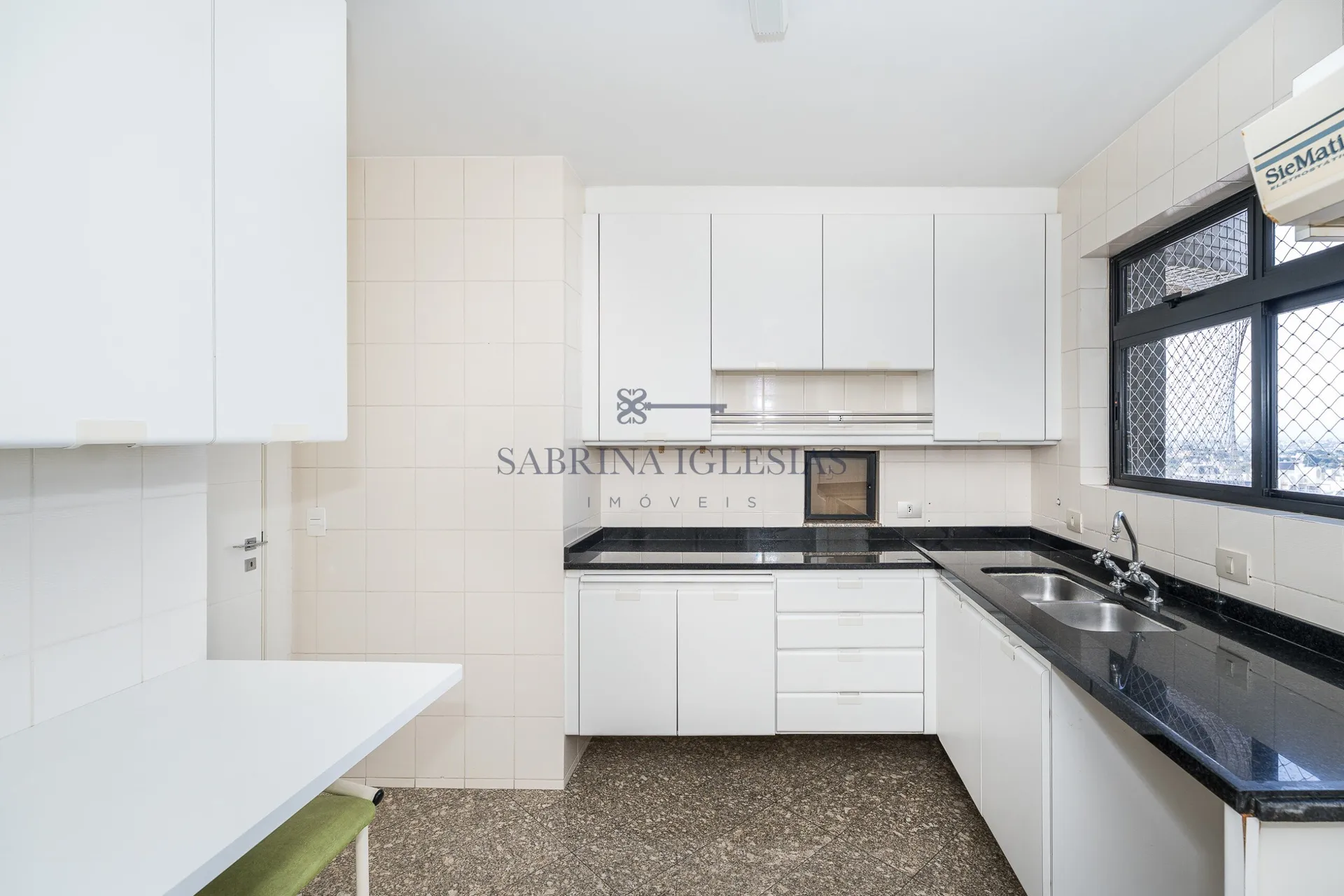 Apartamento com 3 quartos e 3 vagas, bem localizado — photo 41