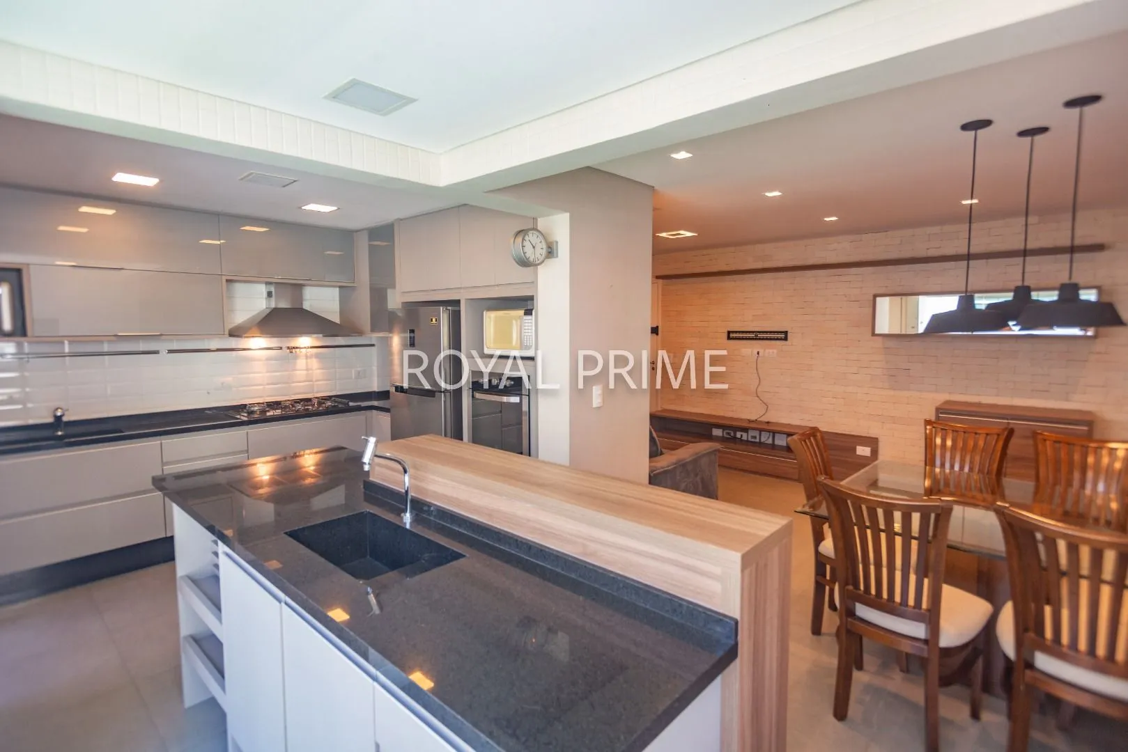 Apartamento de 3 dormitorios con cocina abierta y BBQ privado — photo 13
