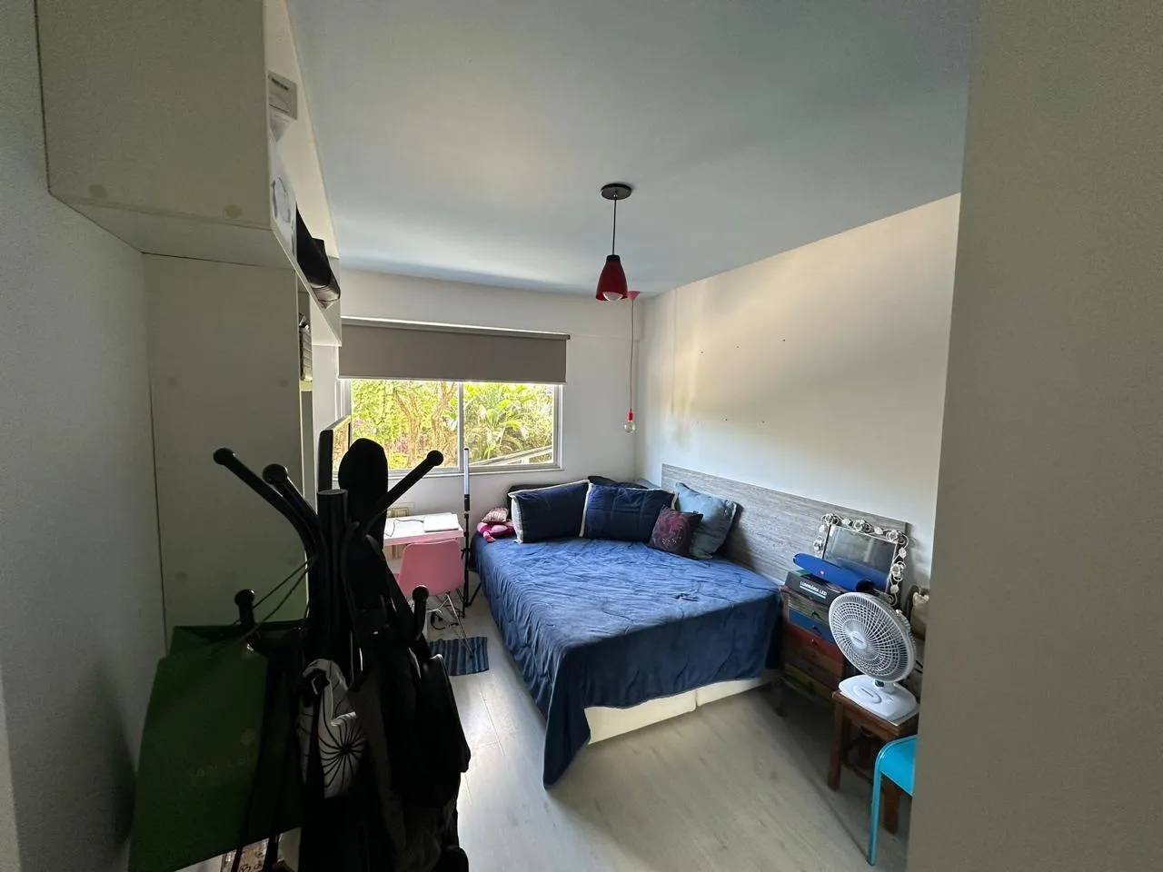 Furnished 3-bedroom apartment with enclosed balcony — photo 9