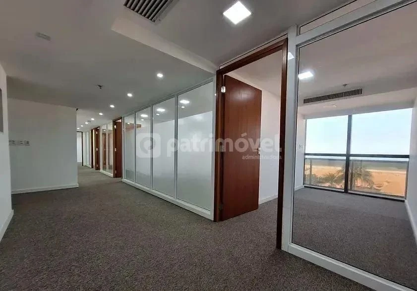 Пустая квартира 309 м² с кондиционером — photo 13