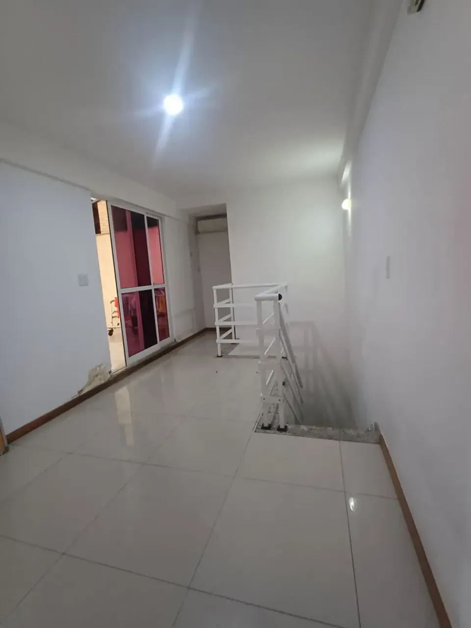 Duplex penthouse with 3 bedrooms and city views — photo 15