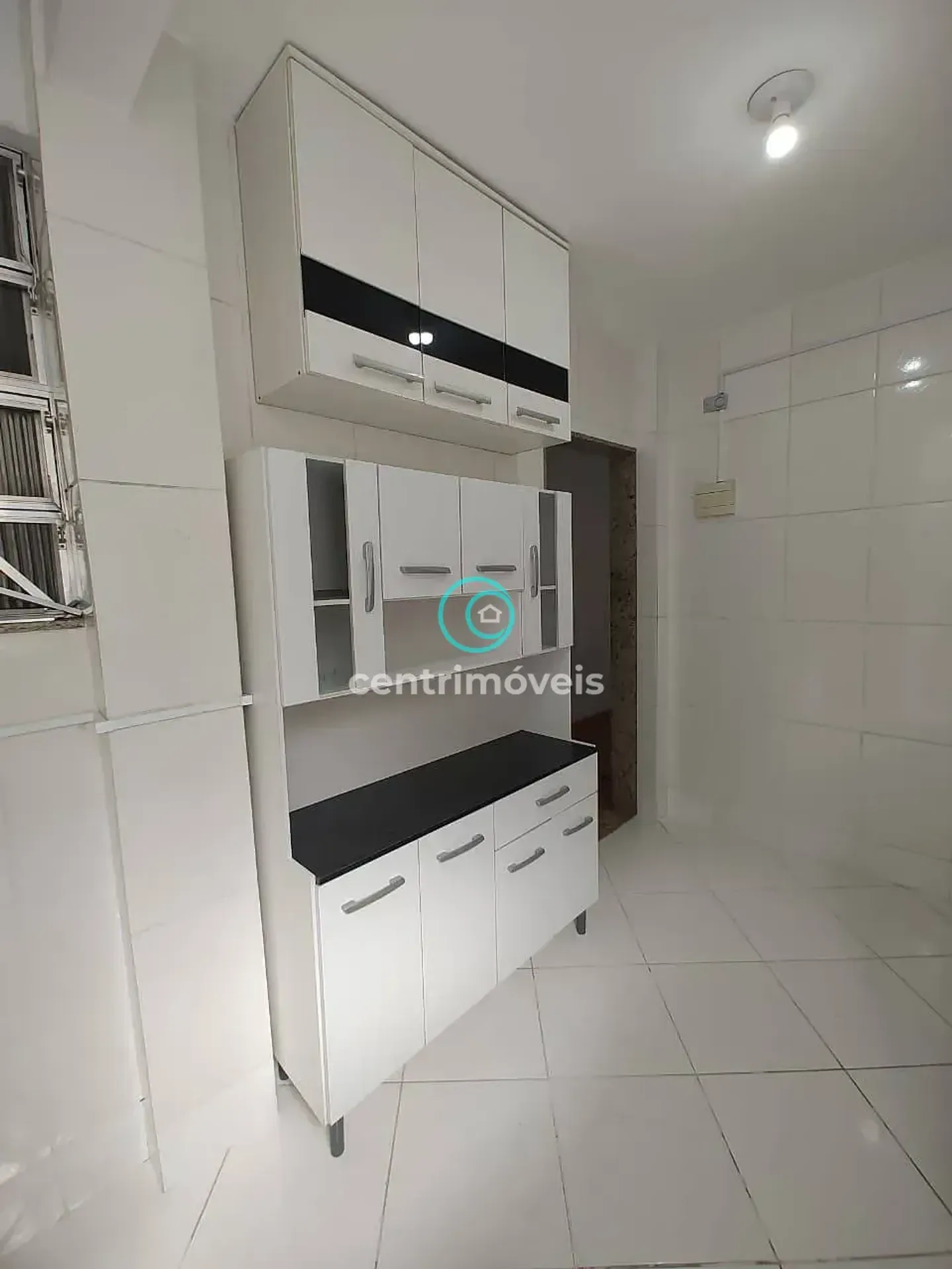 Wood or laminate floors in a 2-bedroom apartment, 50 m² — photo 32