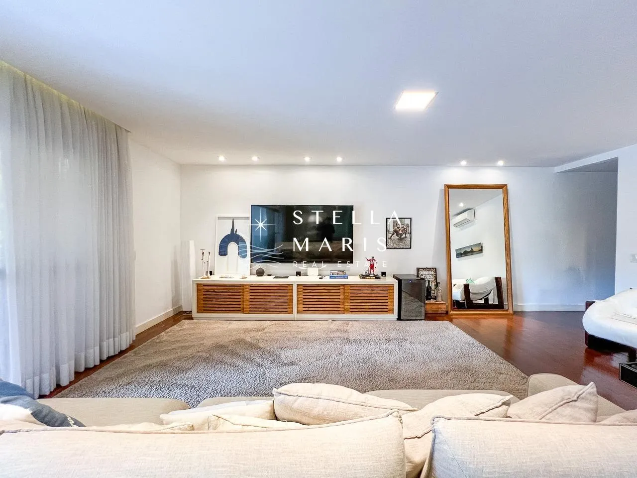 Apartamento com 3 quartos, escritório e 4 vagas de garagem — photo 9