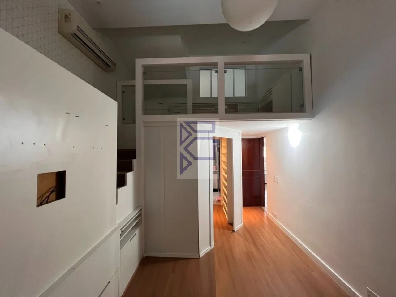 Casa com 5 quartos e 5 banheiros, vaga para 5 carros — photo 20