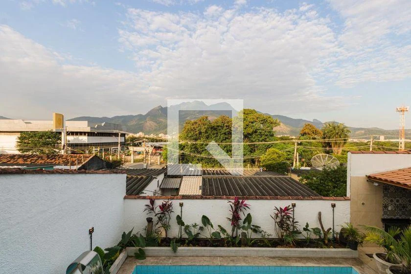 5-bedroom house with a mountain view in Rio de Janeiro — photo 13