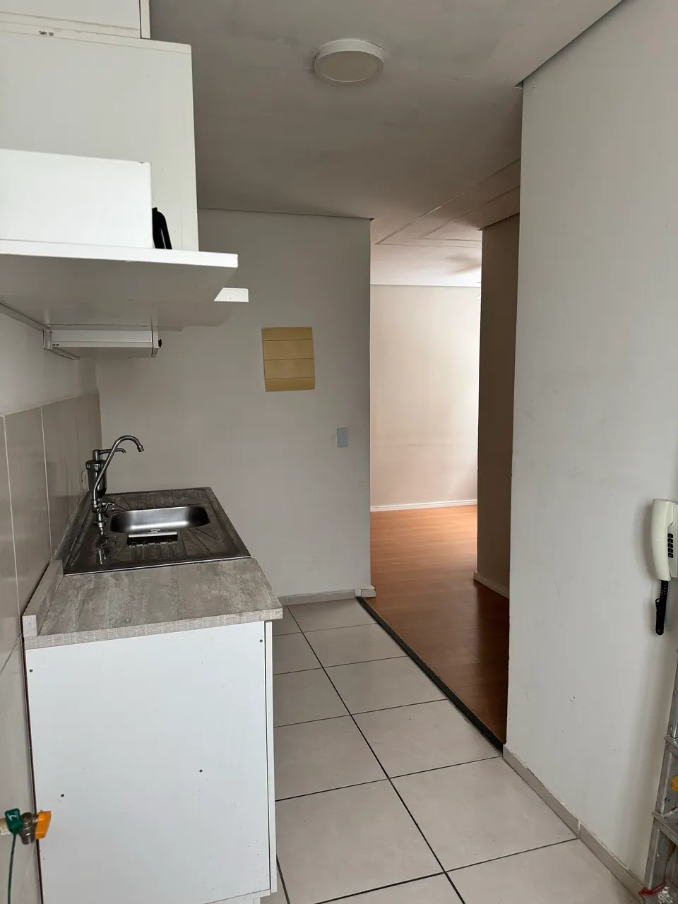 Home office in a 2-bedroom apartment, 43 m² — photo 10