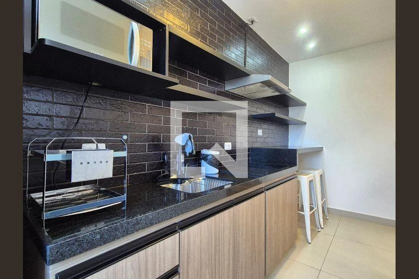Kitnet amueblada de 48 m² con 1 dormitorio y balcón — photo 16