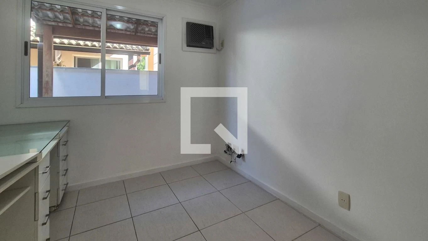 Casa de 4 dormitorios con balcón y 3 plazas de parking — photo 31