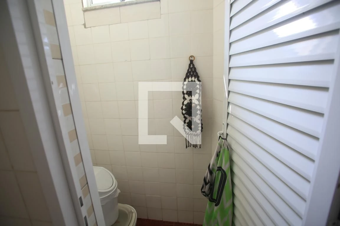 5-bedroom house with a bathtub in Rio de Janeiro — photo 84