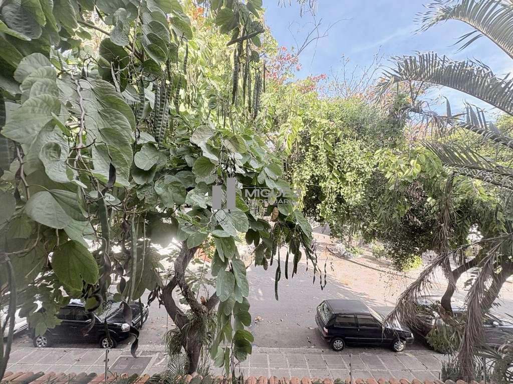 273 m² triplex house with 3 parking spaces and 5 baths — photo 15