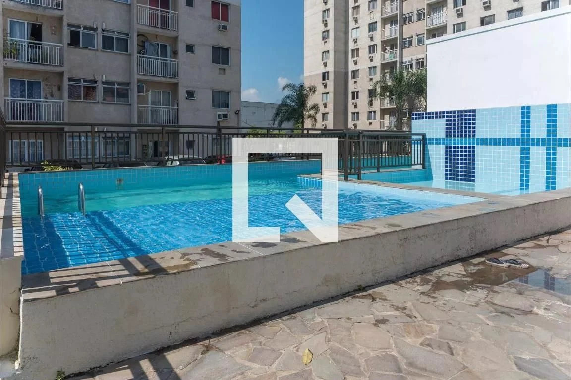 Furnished 2-bedroom apartment with a balcony — photo 12