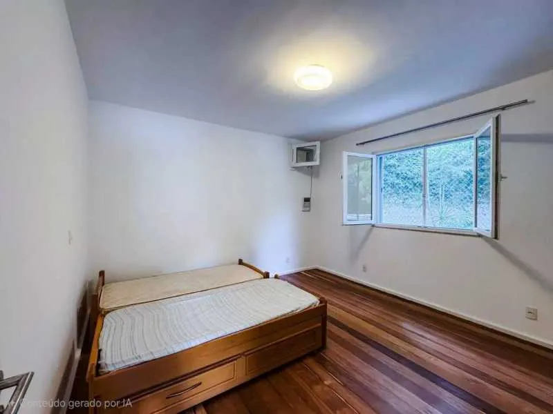 Casa triplex com 3 quartos e 5 banheiros — photo 10