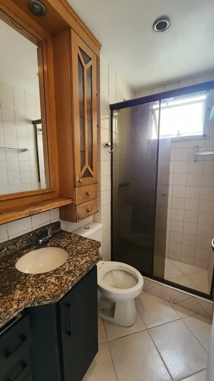Unfurnished 2-bedroom apartment with 1 bathroom and parking — photo 11