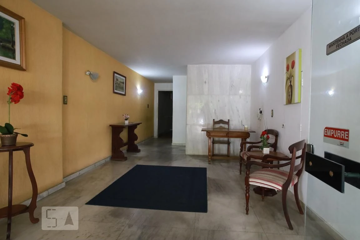 Furnished 2-bedroom apartment with 2 bathrooms — photo 36