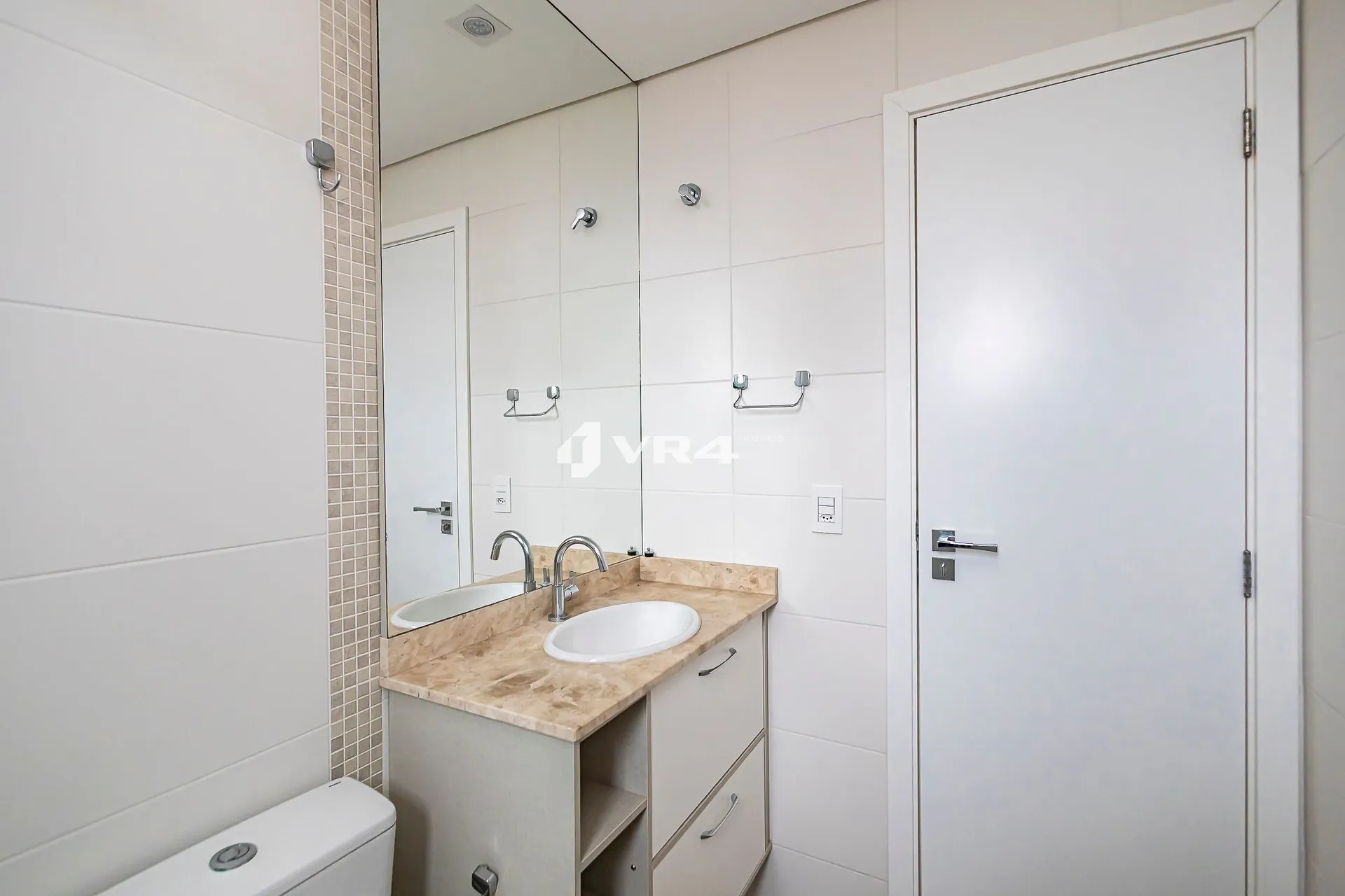 Студия 34 м² с рабочим местом и стиральной машиной — photo 23