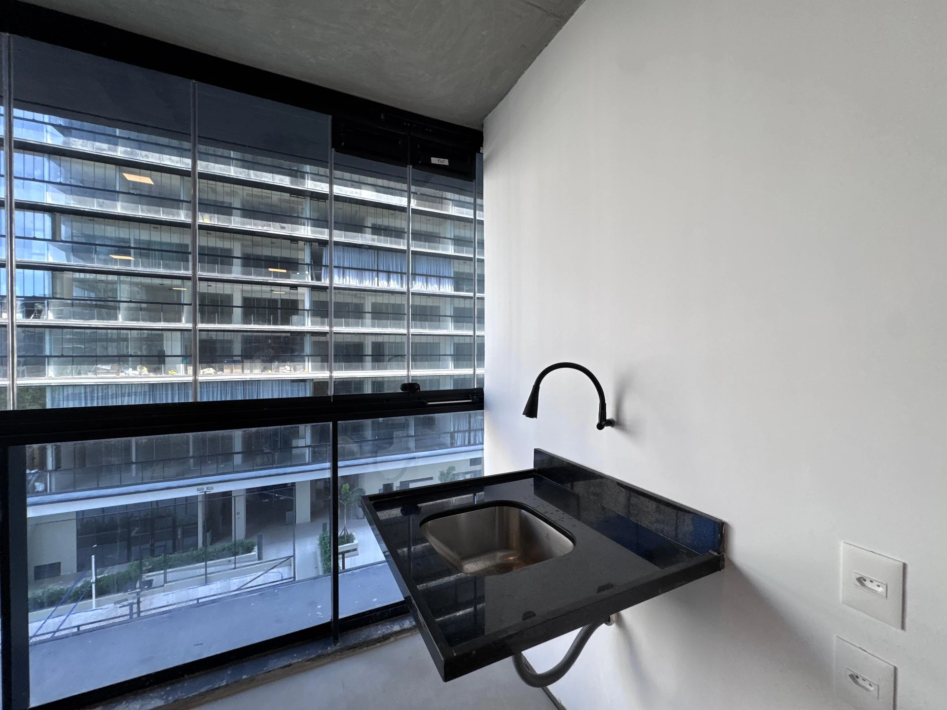Rental apartment with 3 bedrooms and 2 bathrooms — photo 23