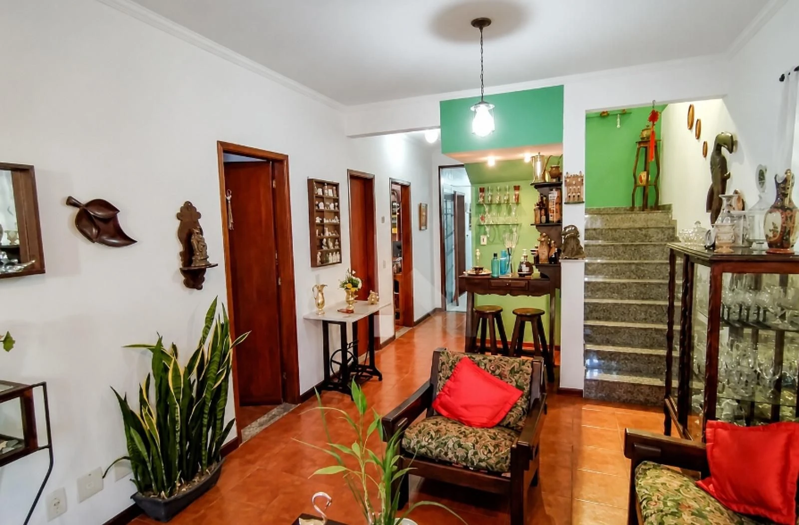 4-bedroom house, 1 with its own bathroom, 298 m² — photo 4