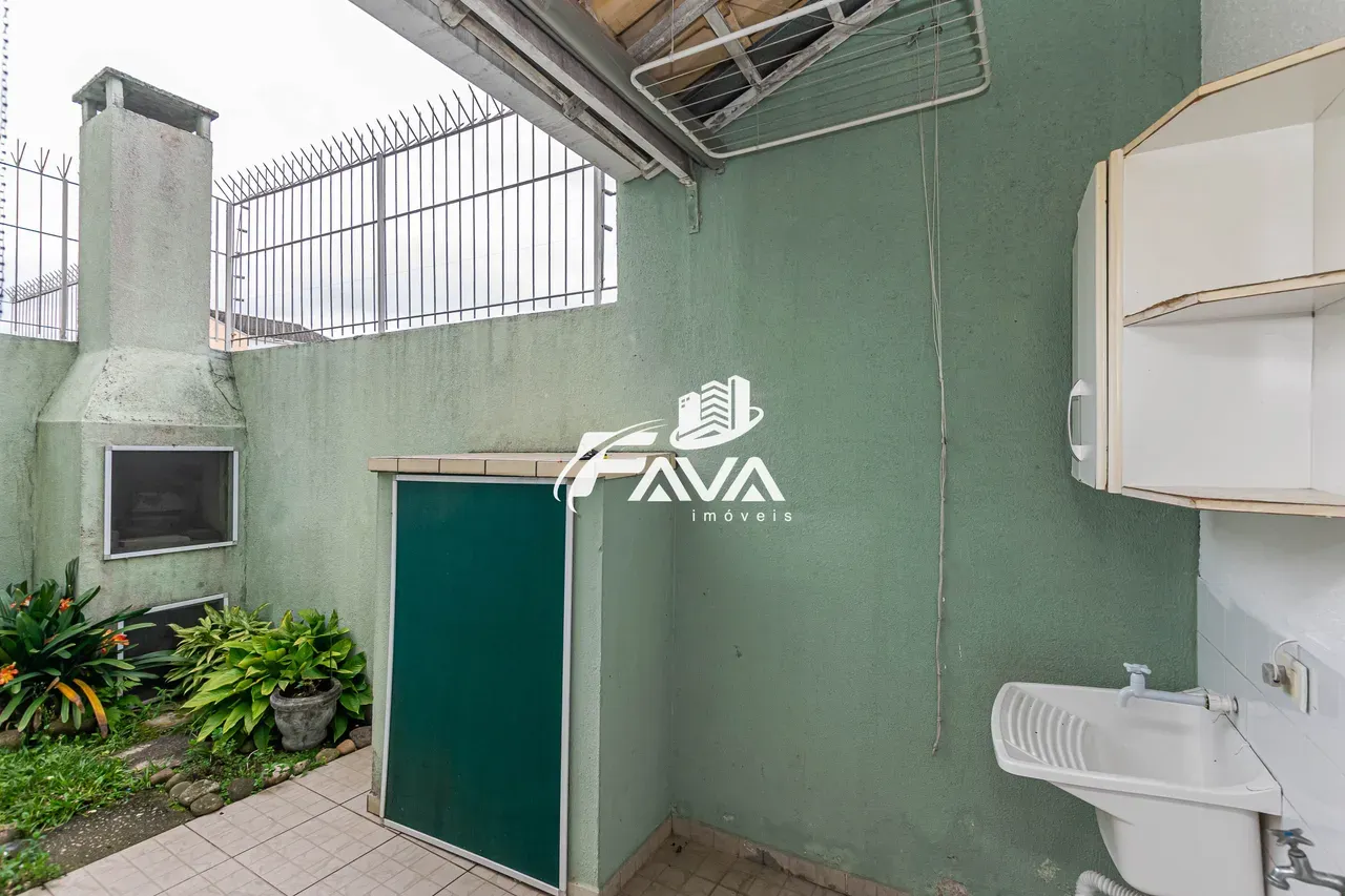 3-bedroom house with a home office in Curitiba — photo 10