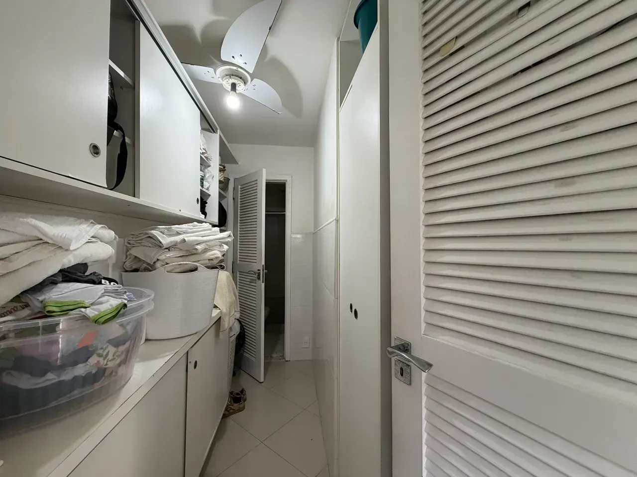 Furnished apartment, 160 m², with a jacuzzi — photo 23