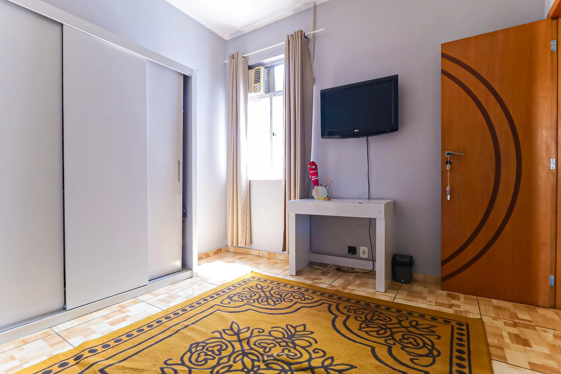 Washing machine in a one-bedroom apartment, 86 m² — photo 8
