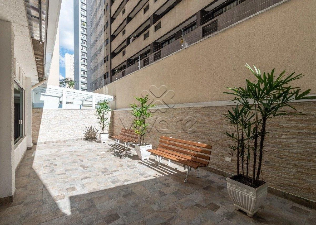 Apartment, 34 m², with a glass-enclosed balcony — photo 15