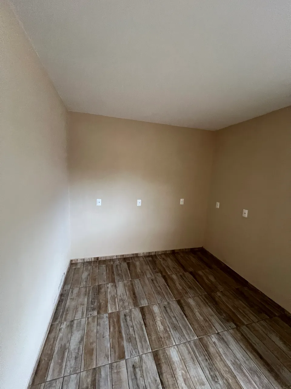 1-bedroom apartment with parking and glass shower — photo 5