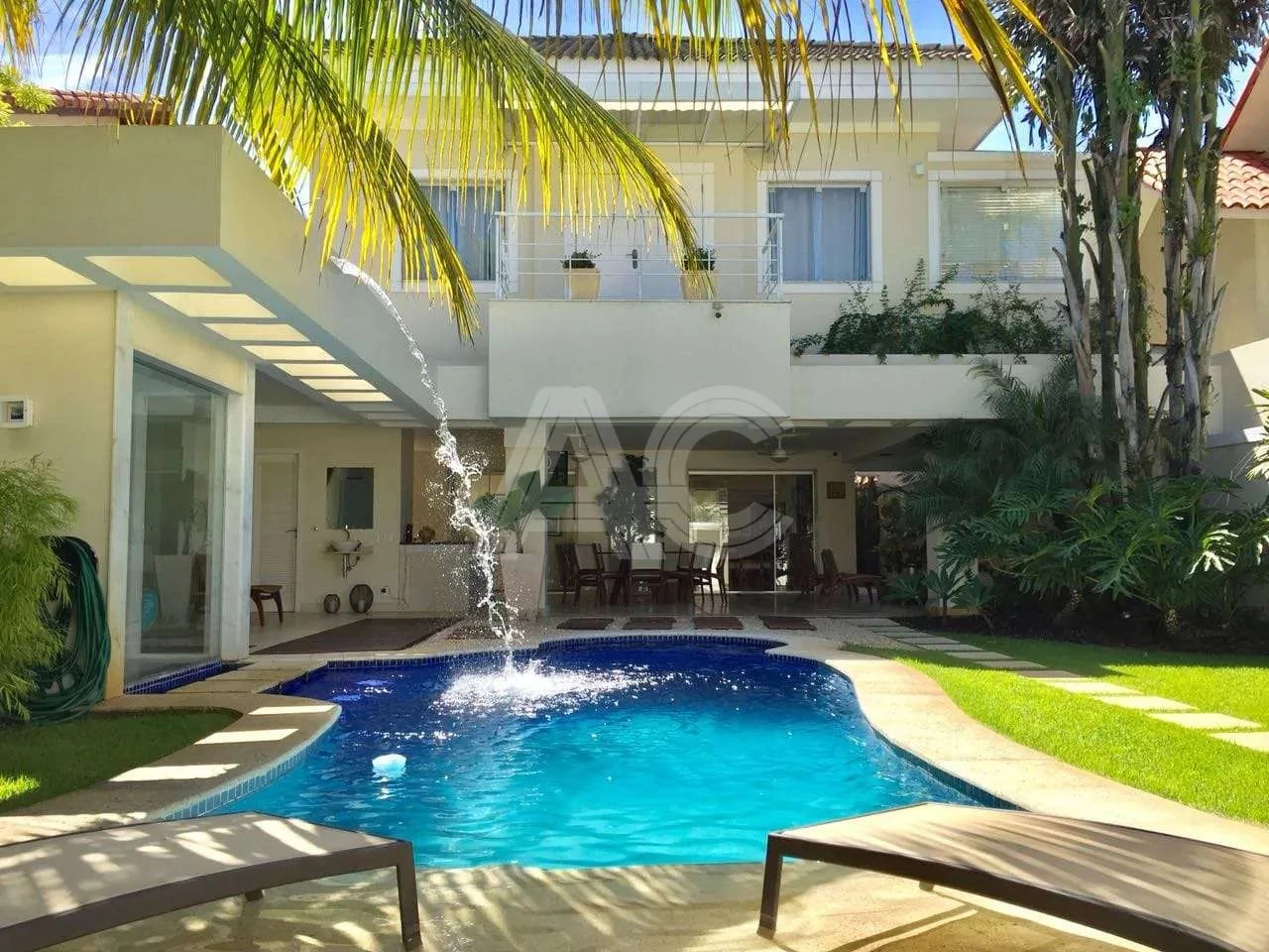Casa em condomínio com 4 suítes e jardim privativo — photo 14