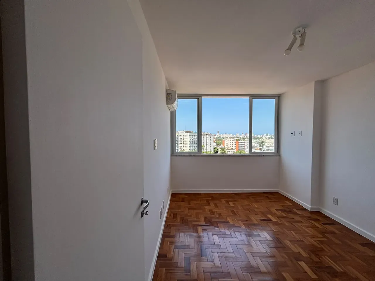 Apartment, 70 m², with a mountain view — photo 5