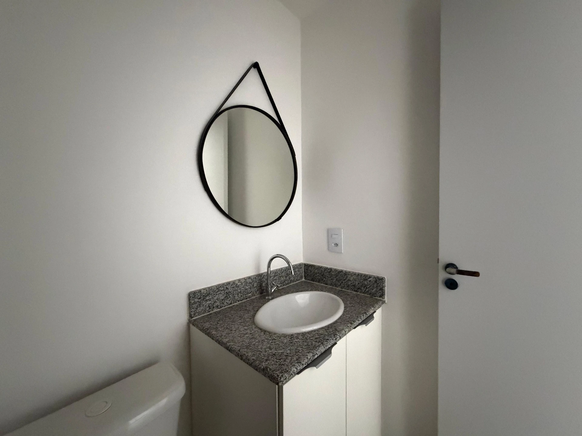 Apartamento amueblado de 1 dormitorio y cocina integrada — photo 31