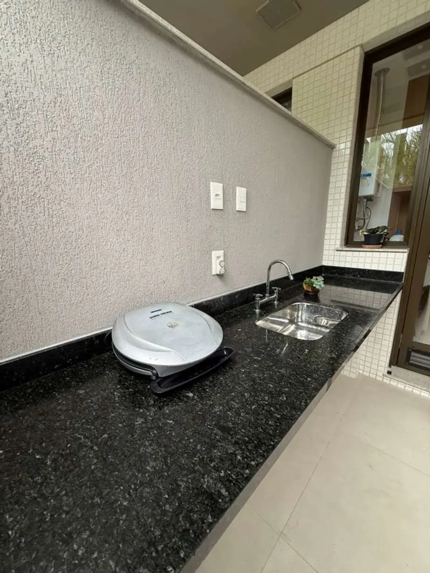 Furnished 2-bedroom apartment with 1 en-suite, 95 m² — photo 31