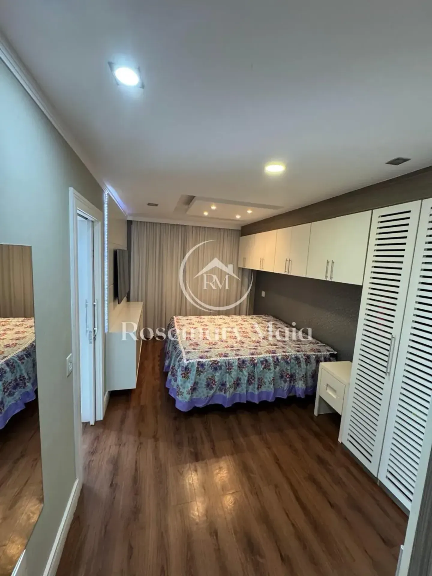 Furnished house with 4 bedrooms and 5 bathrooms — photo 30