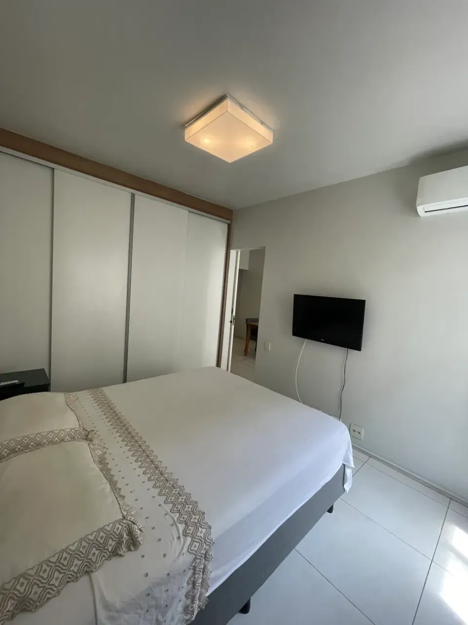 Apartamento mobiliado com 1 dormitório, 2 banheiros e 1 vaga — photo 7