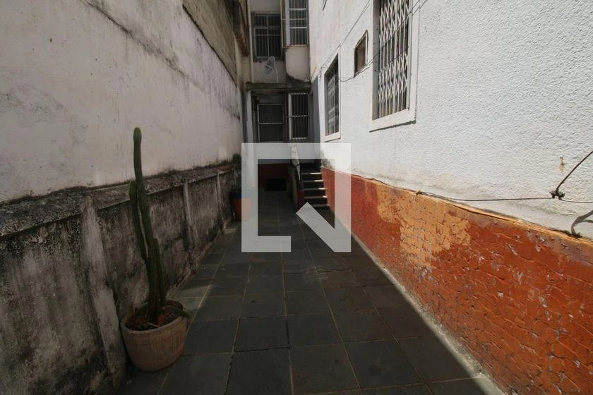 1-bedroom apartment with a separate, closed kitchen — photo 14