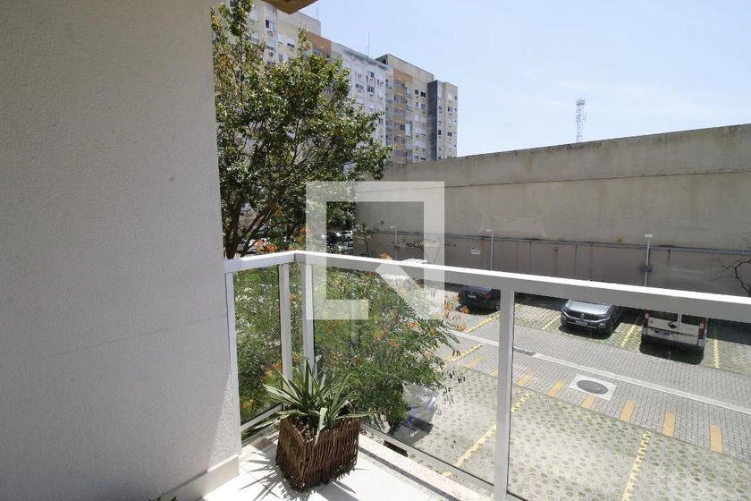 Home office in a 3-bedroom apartment, 74 m² — photo 10