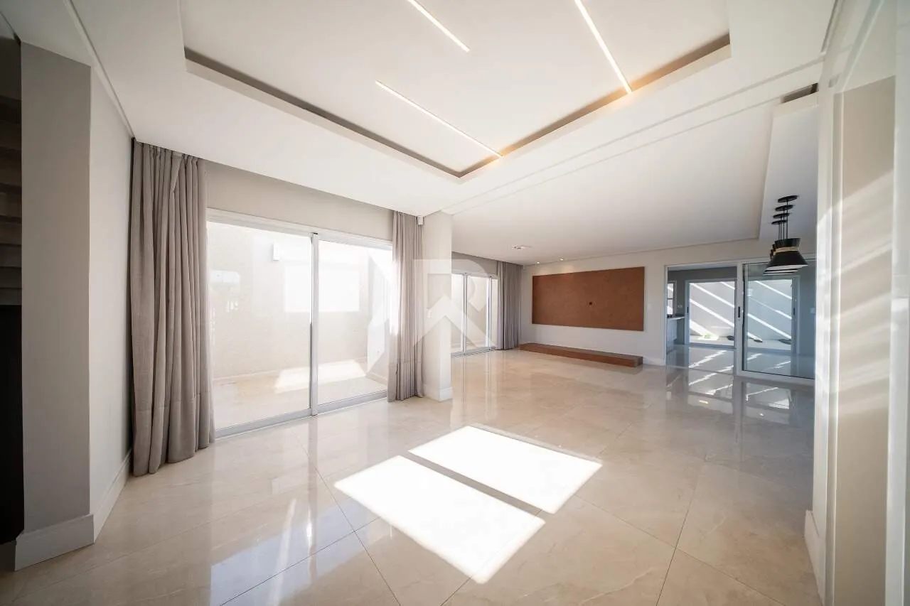 House, 441 m², with a private BBQ — photo 31