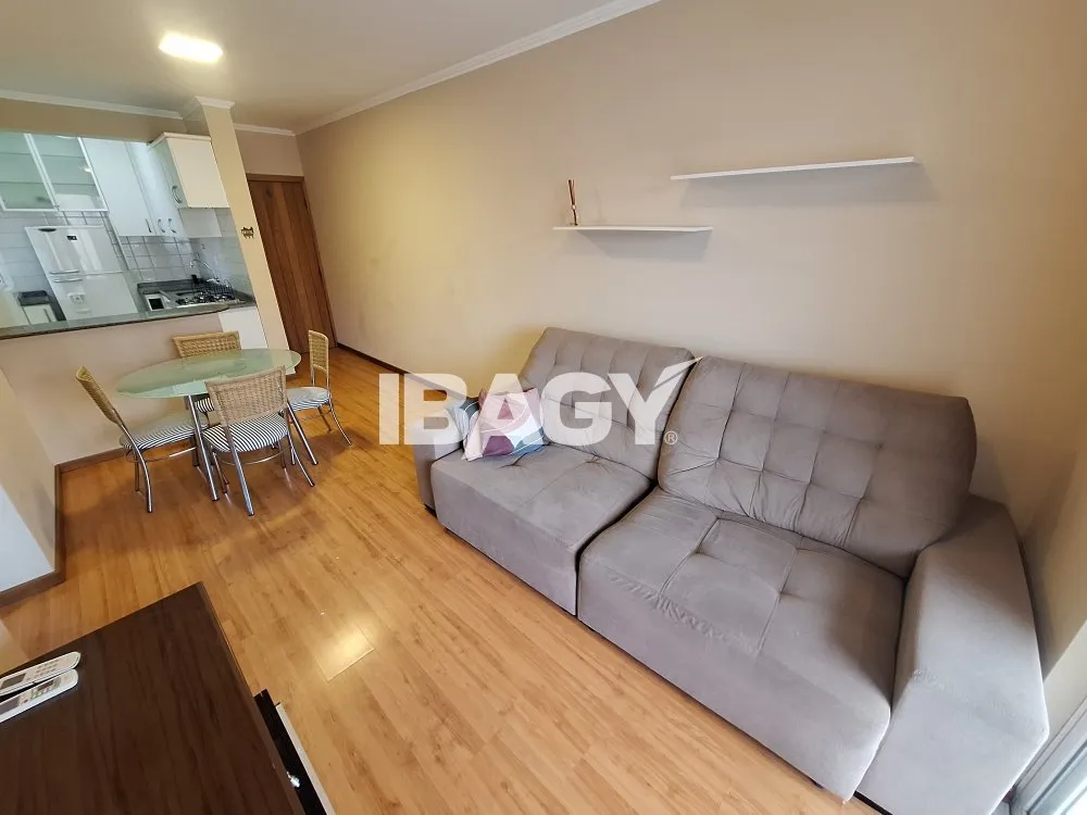 Furnished 93 m² apartment with 2 bedrooms and suite — photo 7