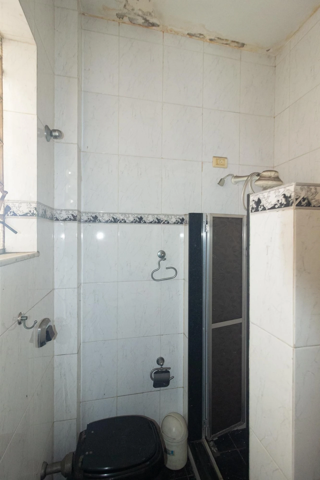 6 quartos e jardim: casa de 263 m² — photo 9