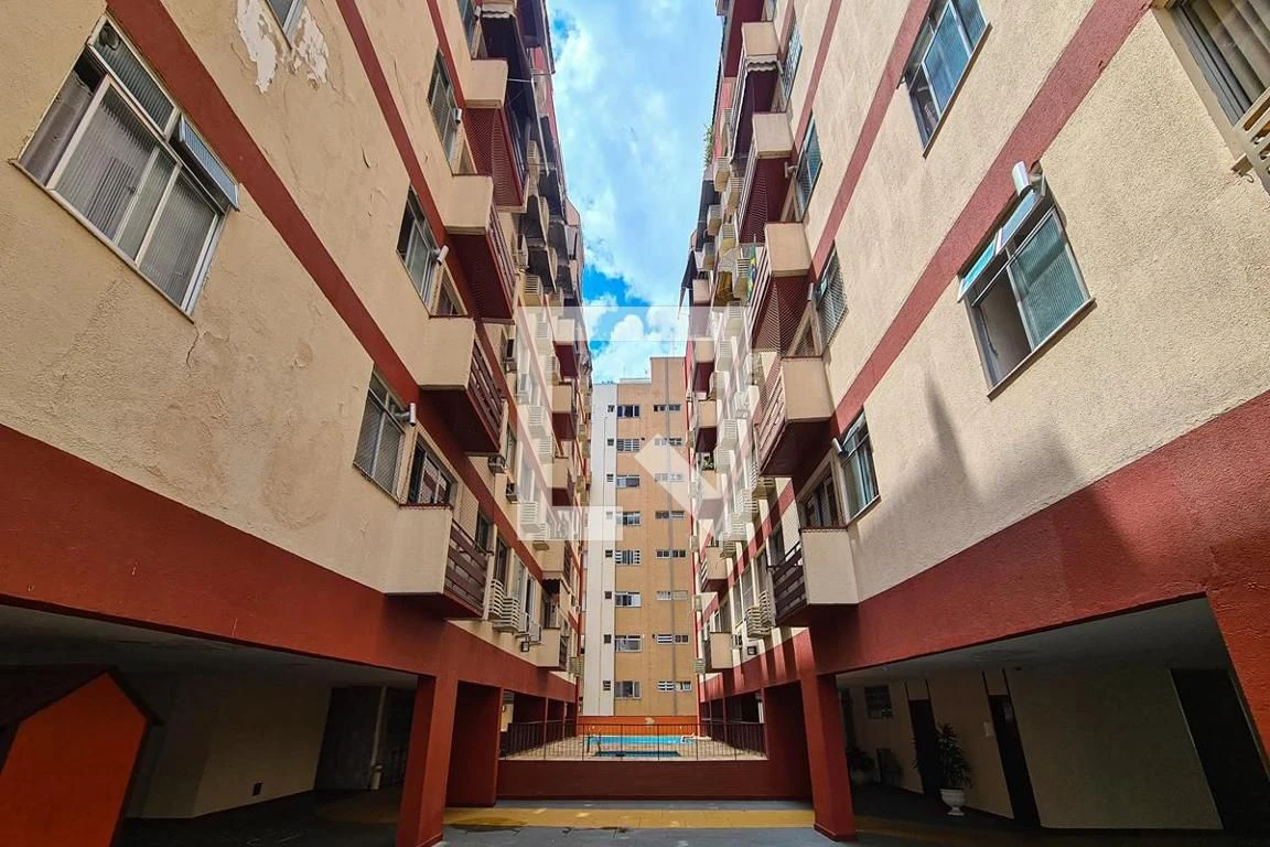 Apartamento con 3 dormitorios, suite y balcón con zona de lavado — photo 54