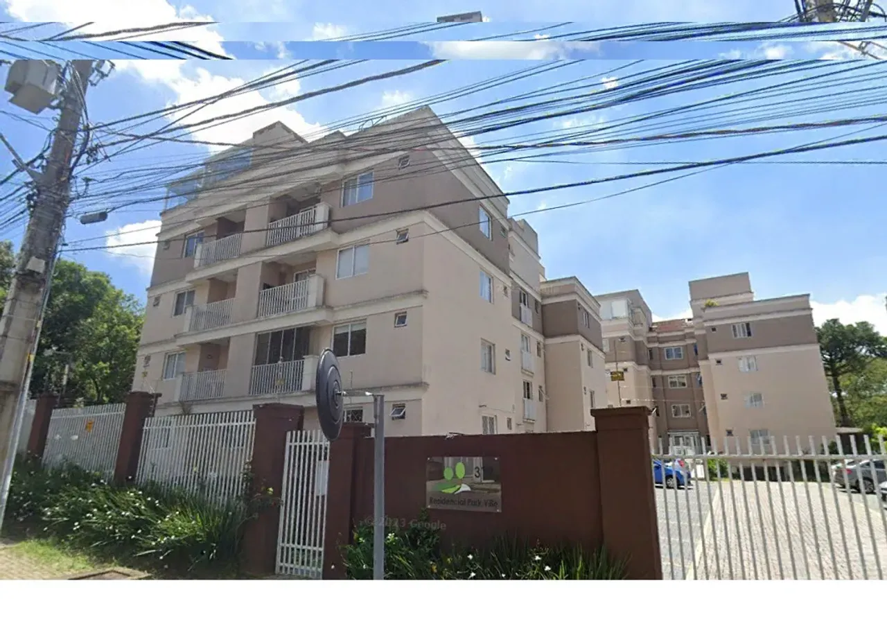 Balcony with a grill in a 2-bedroom apartment, 50 m² — photo 15
