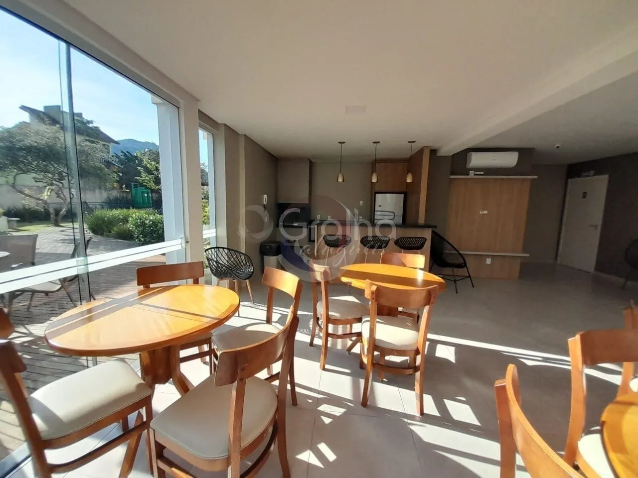 3-bedroom apartment with a home office — photo 29