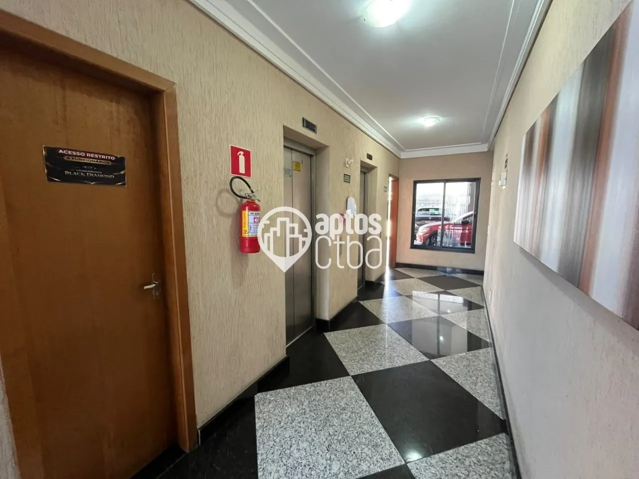 Студия на 14-м этаже с рабочим местом — photo 14