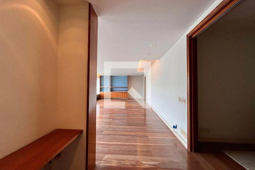 3-bedroom apartment with a water view in Rio de Janeiro — photo 34