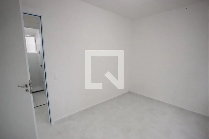 Невмебльована квартира 42 м² з 2 кімнатами та паркомісцем — photo 26