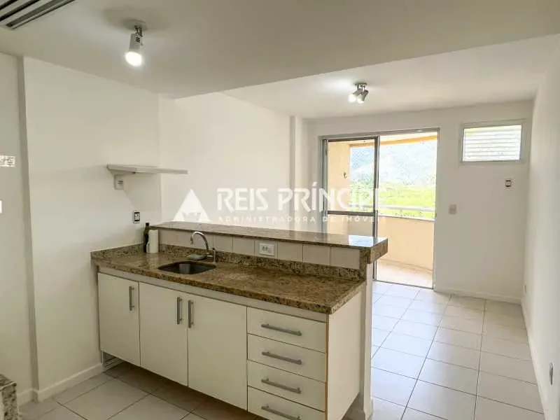 Water view in a one-bedroom apartment, 50 m² — photo 10