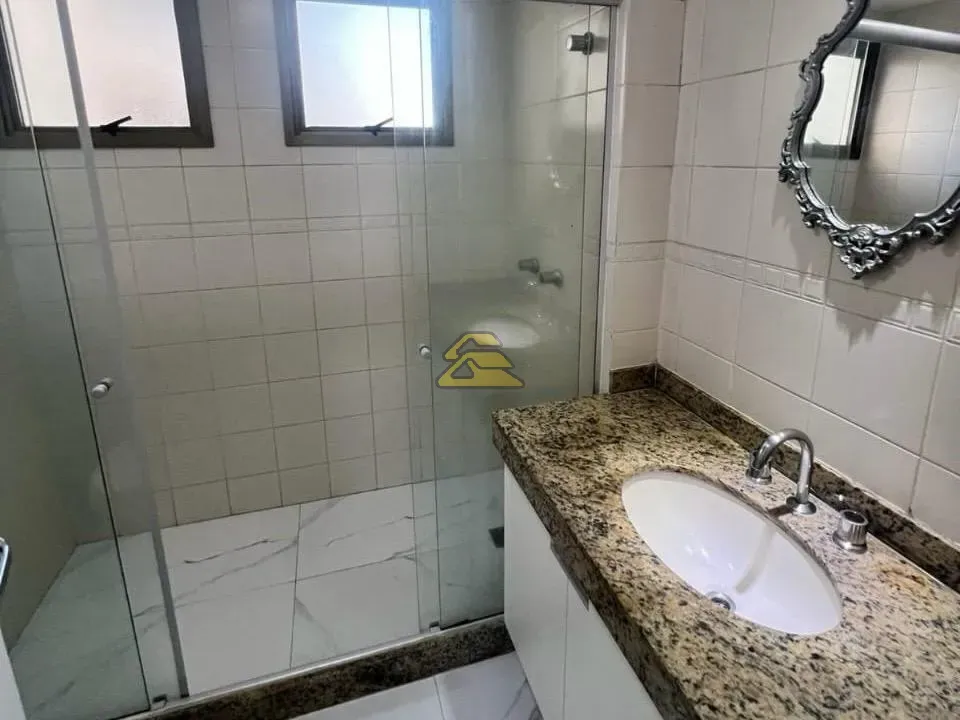 3-bedroom apartment with balcony and a closed kitchen — photo 15